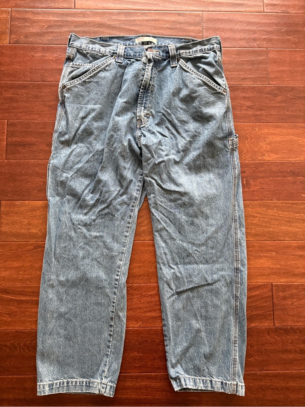 Levi's Signature Carpenter 550 blue jeans
Size 38x30